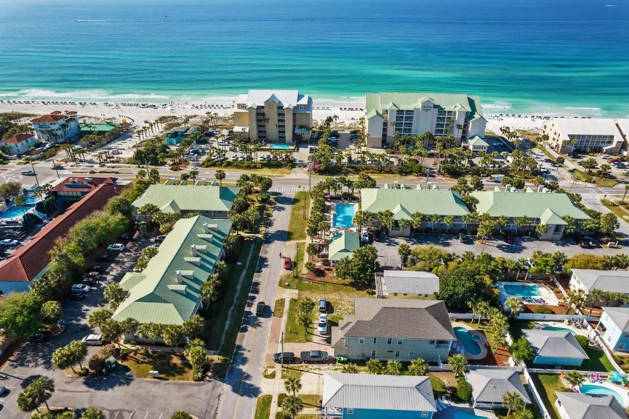Caribbean Dunes 103 By Newman-Dailey Destin Holiday home